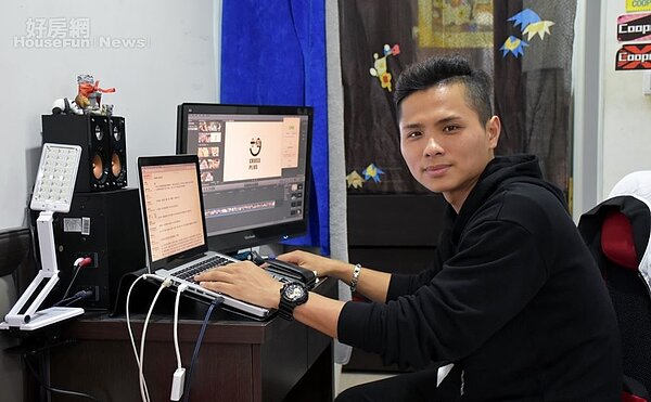 7.宅在家的劉家成,最常做的就是窩在電腦前影片剪輯,最近也計劃成立個人品牌。