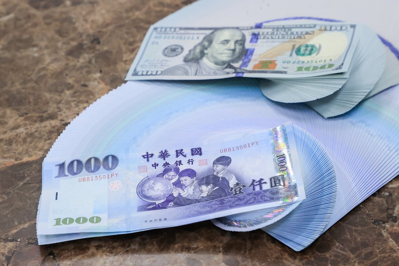 中央銀行昨(28)日公布9月全體金融機構流動準備統計,其中,銀行體系超額準備金上升至1,225億元,較8月大增724億元。聯合報系資料照