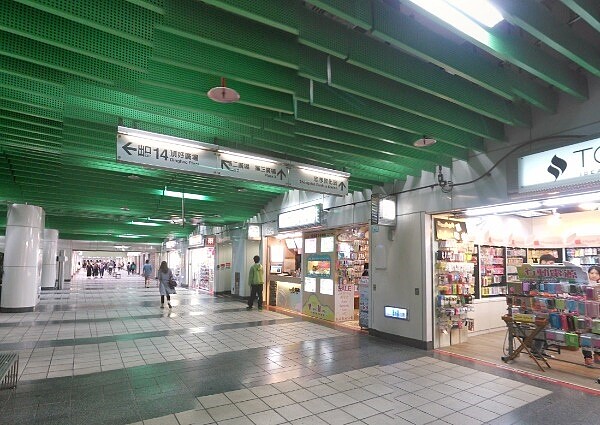 東區地下街重新招標後,店家抱怨店租一口氣漲太多(圖/翻攝自Google map)
