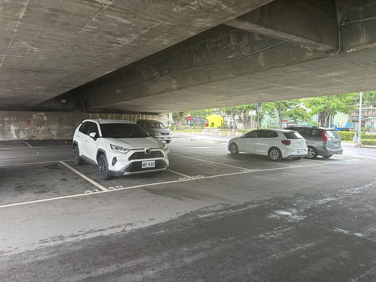 三重重新橋下平面停車場9月起正式營運讓。圖/新北市交通局提供