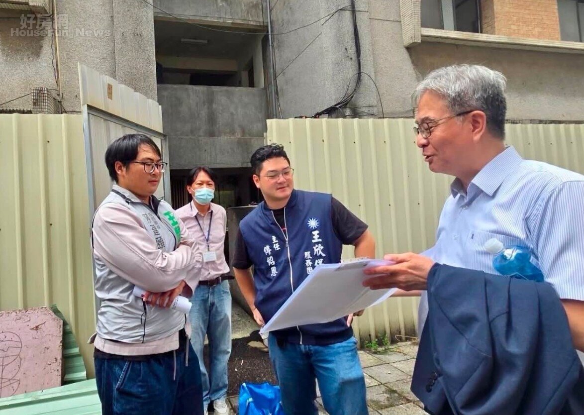 臺北市立聯合醫院「延吉宿舍整修統包工程」現場說明會。圖/台北市議員王欣儀研究室提供