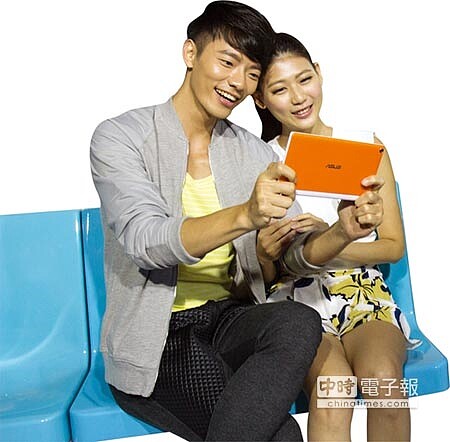 科技發展下,依賴手機、平板電腦及筆電追劇的人口大增,網路將成戲劇主戰場。圖/本報資料照片