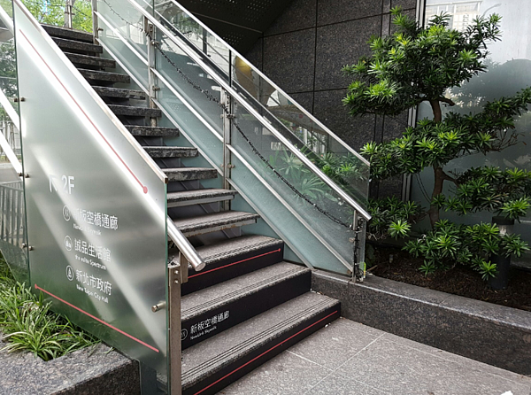 新北市空橋階梯式指標(圖/新北市城鄉發展局提供)