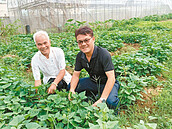 車庫改建廚房　煮食照顧弱勢