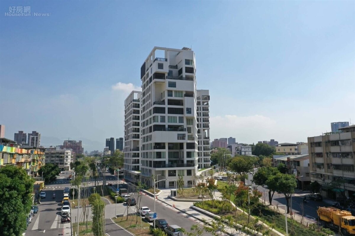 凱旋青樹社會住宅外觀。圖/高雄市政府提供
