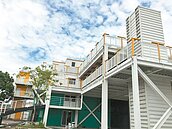 屏東青創聚落　蔡總統按讚