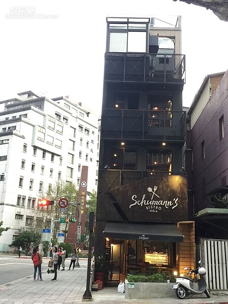 2.「Schumann's Bistro No. 6」，難能可貴的擁有獨棟優勢，未來將找知名噴漆畫家在建築物上作畫，希望能成為政大商圈的新地標。
