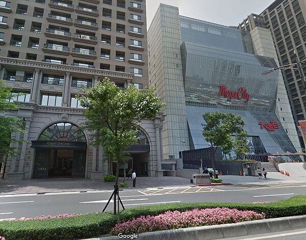 民進黨新北市議員抨擊新北市府5年花9.6億元設立公托中心,平均一年僅2500名幼兒受惠。(翻攝自Google Map)