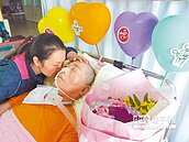 患難見真情　越南妻顧癱夫盼奇蹟