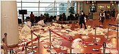 陸客登機前拆包裝　濟州機場成「垃圾場」