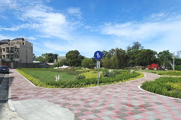 林口南勢六街街角綠化 新北綠家園新亮點(新北市城鄉發展局提供)