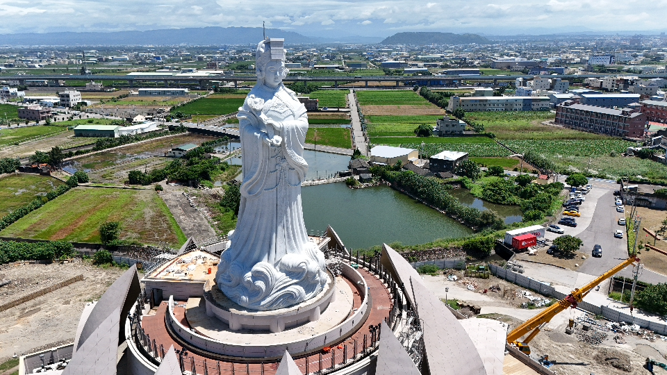 53.6公尺大安港媽祖地標完工。圖/台中市政府觀光旅遊局提供