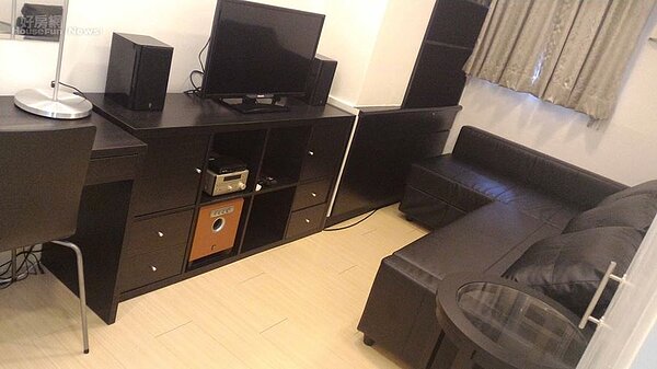 6總經理辦公室內,增設藝人休息室。