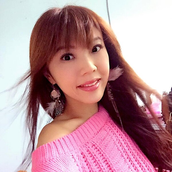 劉樂妍為了2棟房,遠赴大陸工作賺錢。(翻攝自劉樂妍臉書)