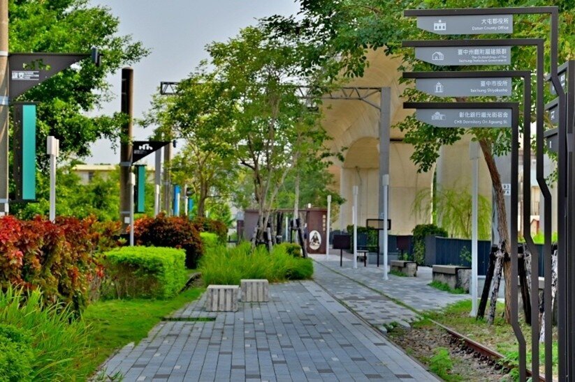 綠空鐵道軸線計畫,將舊鐵道路廊轉化為綠色人本空間,串聯城市生活與歷史記憶。圖/取自台中市政府