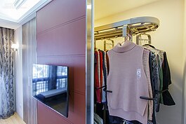 收納空間不夠是現在人最為頭痛的事。設計師運用之前多次設計小豪宅裝潢所累積擠出收納空間的經驗運用在此設計案中。其中在主臥室衣櫃內最令人想要仿效的就是可旋轉的衣架並有除濕功能。