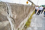 陸橋龜裂、路面下陷　五結人心驚驚