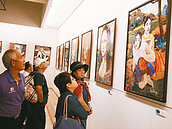 優良大廈3冠王　拼貼喚回人情味