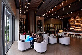 入內後可看到裝潢與設計十分有現代感