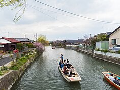 柳川遊船的樣子。