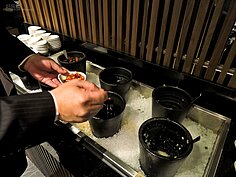 醬料區也特地用冰塊保鮮