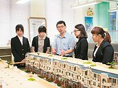 屏大設不動產中心　接軌業界