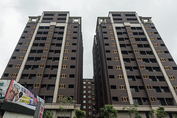全台首件完工的簡易都更案「名城」外觀。(好房網News記者張聖奕/攝)