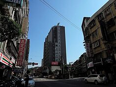 易混淆路名（二） 中永和的成功路
中永和都有成功路，但其實很好分辨，秀朗橋一下來就會遇到中和成功路，這是沒有段的其實很好分辨