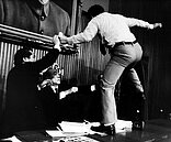 撒麵粉算什麼！立院鐵血10大戰　扁被賞巴掌住院3天