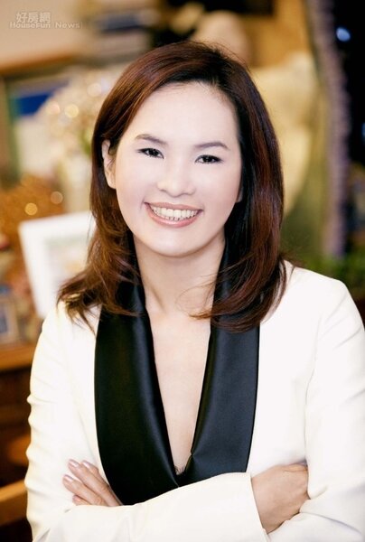 4.	媚登峰創辦人莊雅清是企業界女強人。
