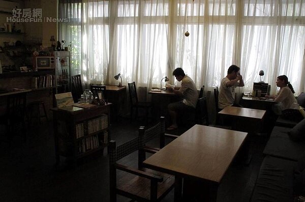 4.	蔡奕勳把空間藝術落實成一種生活情調。
