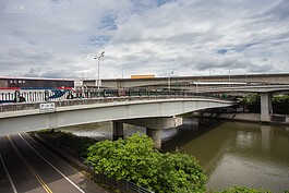 經過多次的變動，明治橋拆除，現在當地雖然也有中山橋，不過已不復當年景觀。