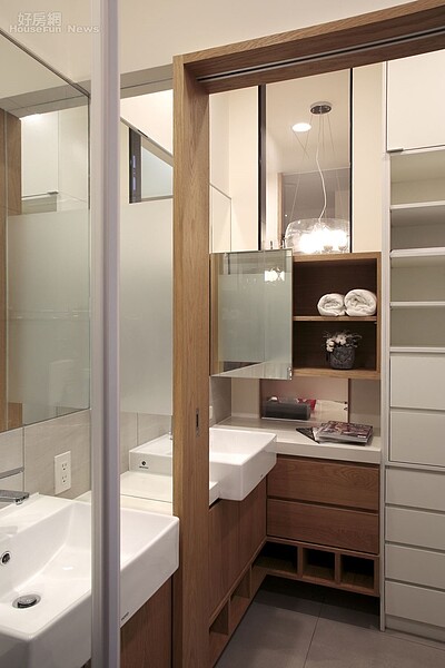 10. 浴室設備齊全,頗有旅館風格。