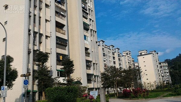 選到一個水準足夠的社區生活環境，才能住得安心又開心。（圖／好房資料中心）