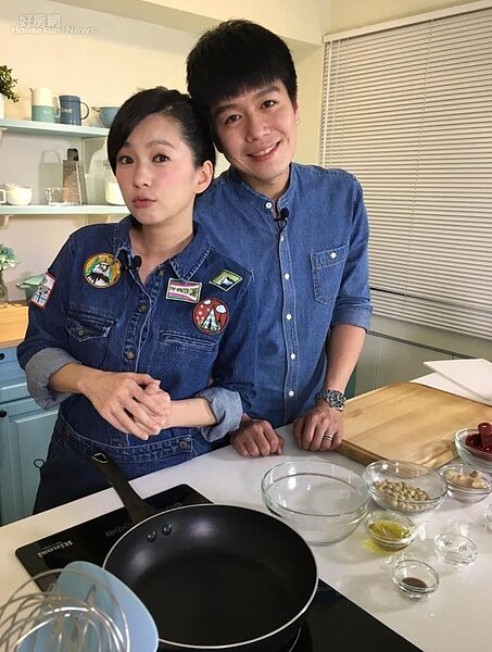 8.	六月與李易婚後感情甜蜜。（翻攝自蔡君茹六月粉絲頁）