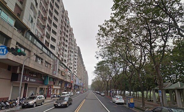 高雄三民區河堤社區(圖/翻攝自google map)