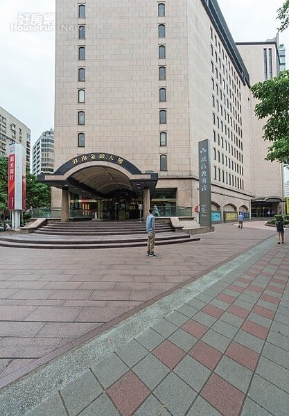 台北市 大安區/繁榮商圈住商俱佳 明曜誠品商圈