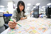 76%企業周休二日　住宿餐飲比率最低