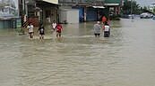 半天雨量逾600毫米　雲林淹水封路