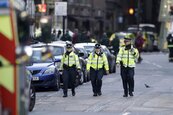 英國今年恐攻3次了　為啥倫敦警察仍打死不佩槍？