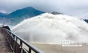 石門水庫洩洪1／3　賺進2500萬噸蓄水量