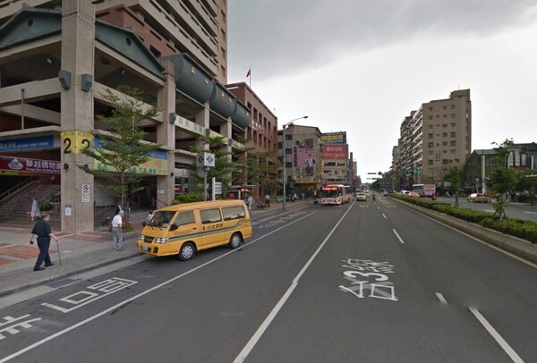 捷運龍山寺站（圖／翻攝自Google map）