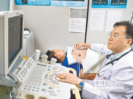 健保開放診所可做心臟超音波，民眾可不用跑大醫院。（魏怡嘉攝）