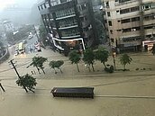 暴雨欲來　大武崙溪清淤警戒