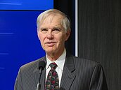 卜睿哲：北京懲罰台灣　卻失了國際尊重