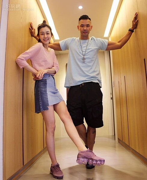 1.黑人、范瑋琪是令人稱羨的銀色夫妻檔。(翻攝自黑人陳建州粉絲頁)