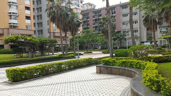 3.共有7大區的「健安新城」,規劃開放式中庭。