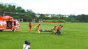 摔斷雙腿、暴雨斷糧　登山客失聯1個月獲救