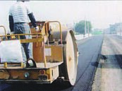 七號道路變花臉　議員促修復