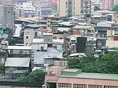 北市老屋斜屋頂放寬　7樓以下可建